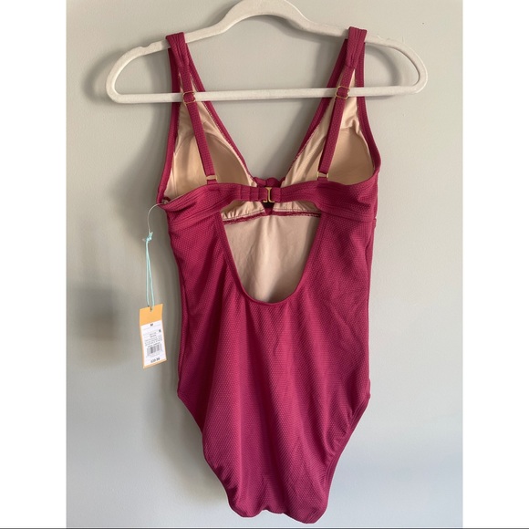 Brand new Kona Sol (target) swimsuit - size Medium - Picture 3 of 4